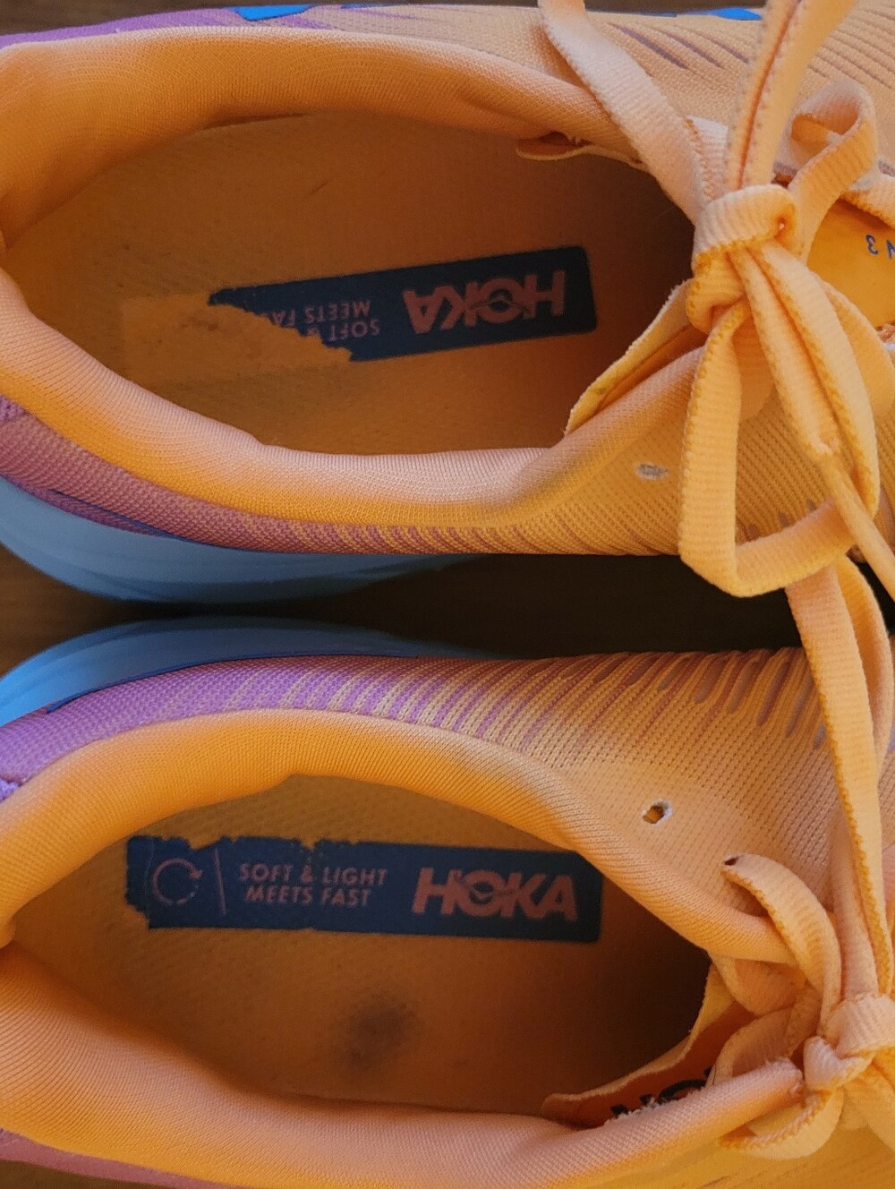 Hoka One One Rincon 3 Athletic Training Sneakers Shoes Size 9B - Picture 8 of 8